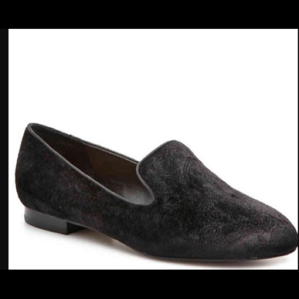 Tahari Frankie Flats